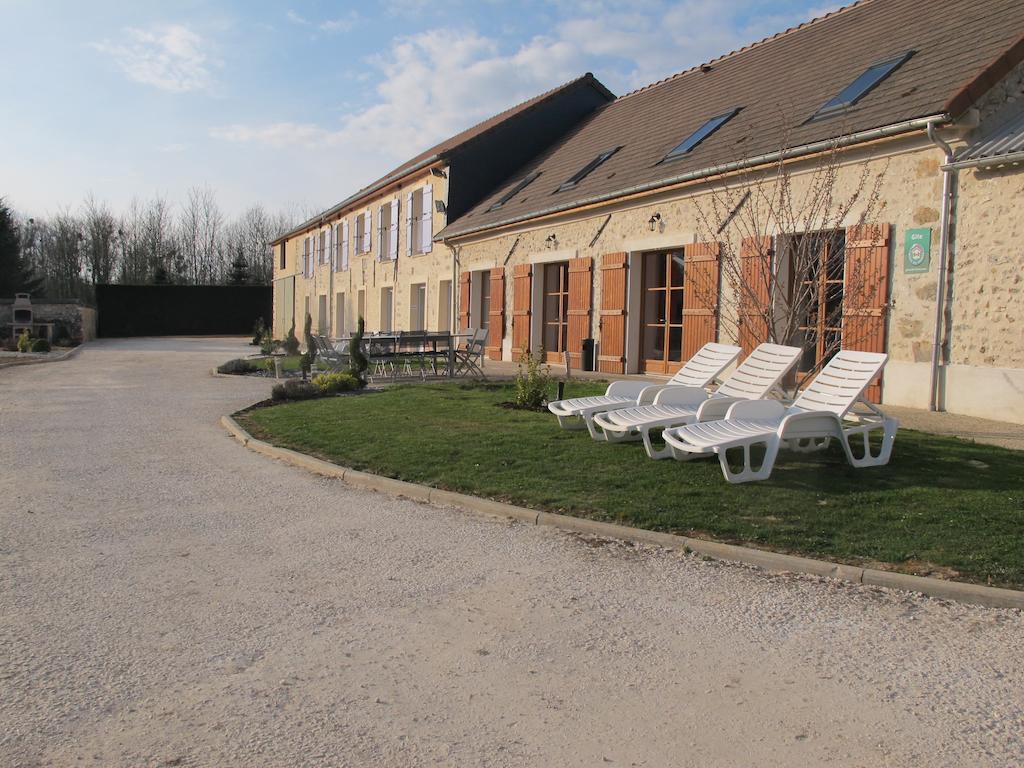 Au Domelia Provinois Hotel Cerneux Kültér fotó